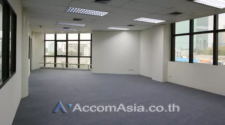 9  Office Space For Rent in Phaholyothin ,Bangkok MRT Phahon Yothin at Viwatchai Building AA14243